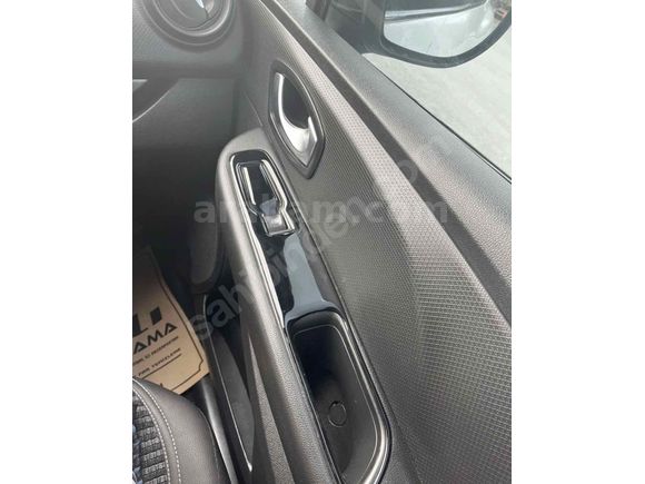 141 Binde  Star Stoplu Clio 4 