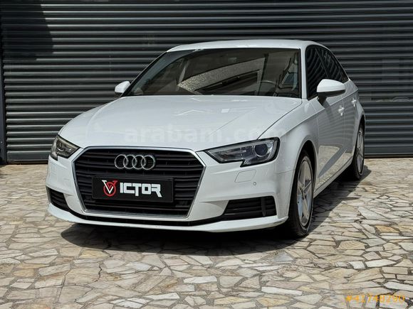 VICTOR AUTO | 2019 AUDI A3 SPORTBACK 30 TFSI DYNAMIC