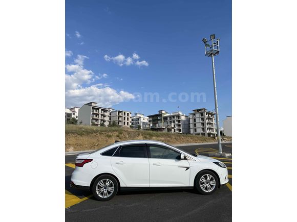 Sahibinden Ford Focus 1.6 TDCi Style 2013 Model 