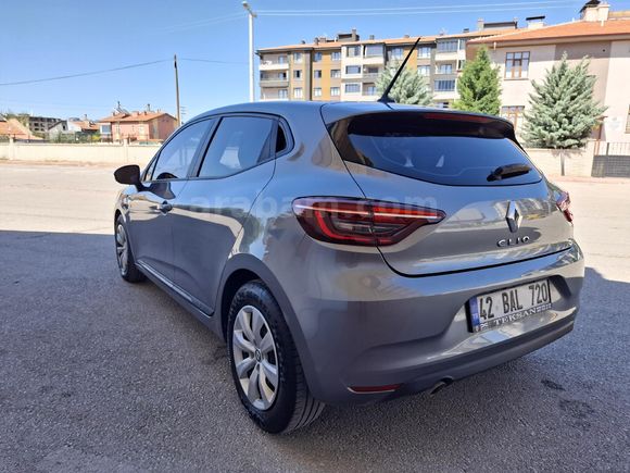 Sahibinden Renault Clio 1.0 TCe Joy 2022 Model