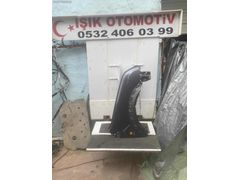 Ford connect sağ ön çamurluk çıkma orjinal