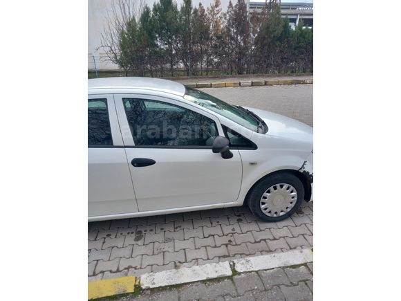 Sahibinden Fiat Linea 1.4 Fire Active Plus 2014 Model  149.000 km Beyaz