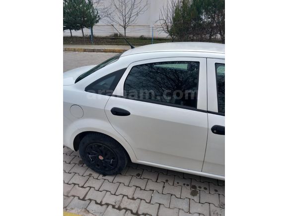 Sahibinden Fiat Linea 1.4 Fire Active Plus 2014 Model  149.000 km Beyaz
