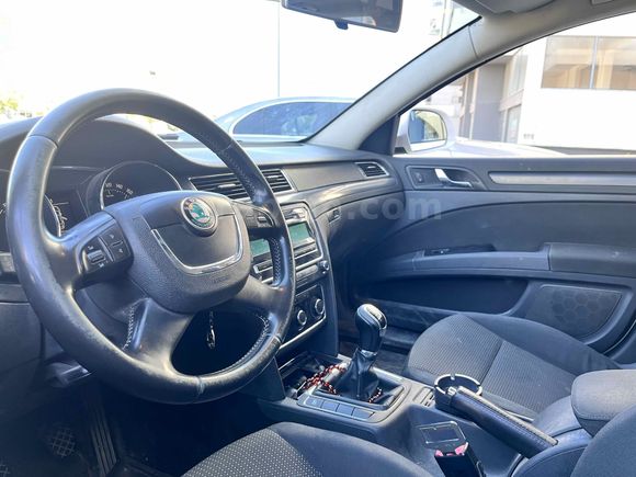 Sahibinden Skoda SuperB 1.6 TDI Active 2012 Model 