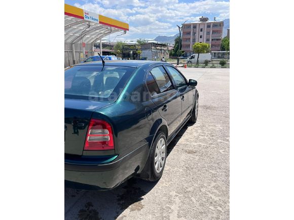 Sahibinden Skoda Octavia 1.6 Ambiente 2005 Model
