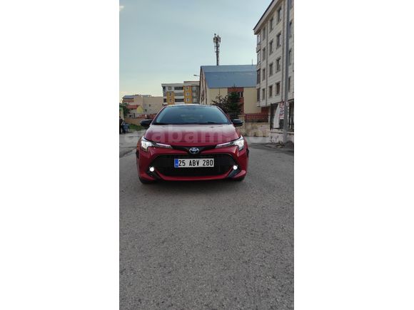 Sahibinden Toyota Corolla 1.8 Hybrid Flame X-Pack 2020 Model Erzurum