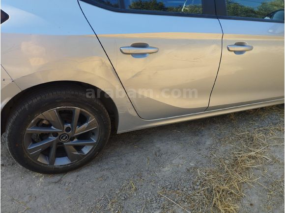 Sahibinden Opel Corsa 1.2 T Edition 2024 Model
