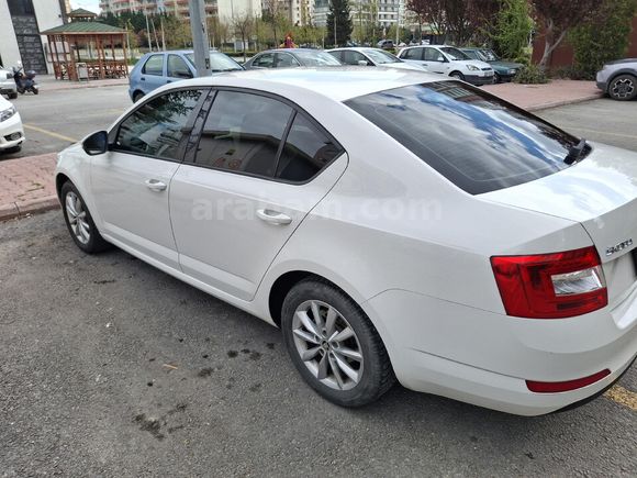Sahibinden Skoda Octavia 1.6 TDI Style 2017 Model