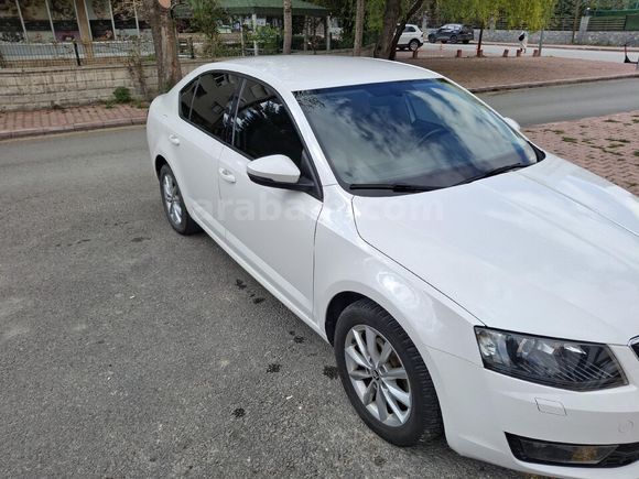 Sahibinden Skoda Octavia 1.6 TDI Style 2017 Model