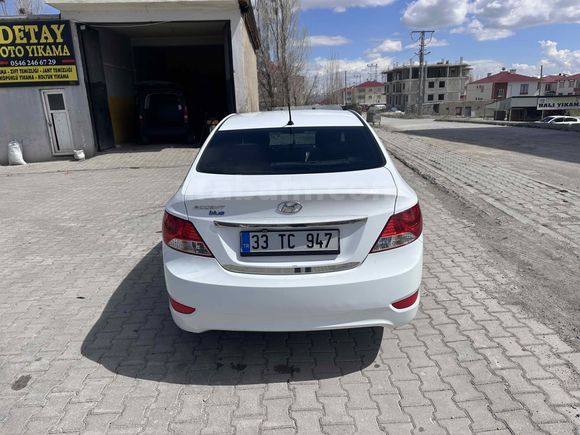 Sahibinden Hyundai Accent Blue 1.4 D-CVVT Mode Plus 2016 Model 