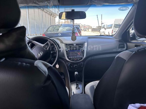 Sahibinden Hyundai Accent Blue 1.4 D-CVVT Mode Plus 2016 Model 