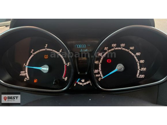 BEST 2.EL'DEN FORD TOURNEO COURİER 1.6 TİTANİUM PLUS (2015)