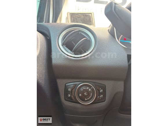 BEST 2.EL'DEN FORD TOURNEO COURİER 1.6 TİTANİUM PLUS (2015)