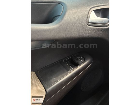 BEST 2.EL'DEN FORD TOURNEO COURİER 1.6 TİTANİUM PLUS (2015)
