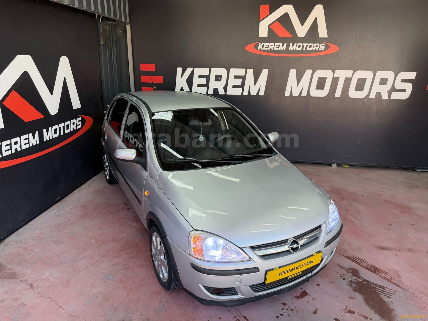 Galeriden Opel Corsa 1.4 Twinport Enjoy 2004 Model Kocaeli 280.000