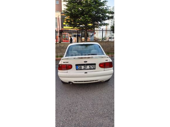 Sahibinden Ford Escort 1.6 CLX 1997 Model