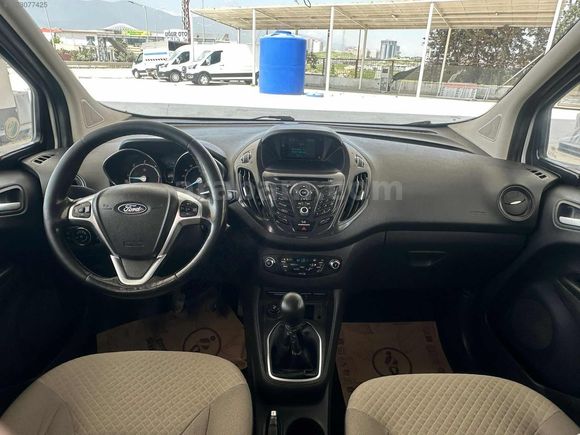 FORD COURİER TİTANYUM PLUS