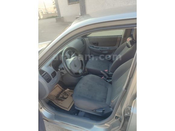Sahibinden Hyundai Accent 1.5 CRDi Admire 2004 Model