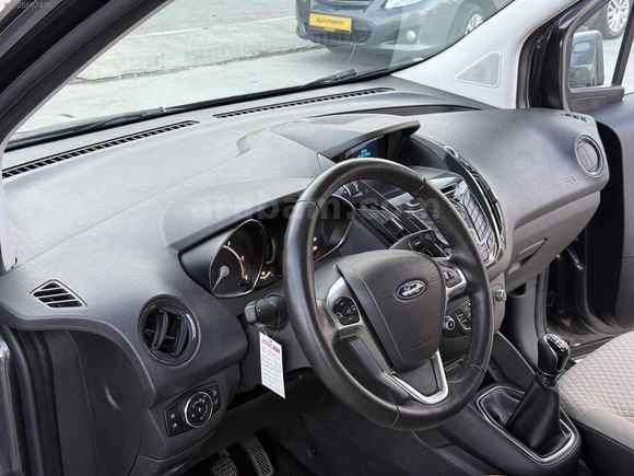 2017 Courier 1.6 Tdci Titanium Plus Otomobil Ruhsatlı 173 Bin Km