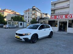 SUR OTO-2 2023 FİAT EGEA CROSS 1.6 M.JET STREET PAKET HATASIZ