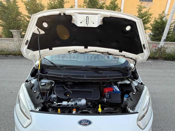 2016 TİTANİUM PLUS 1.6 iİLK ELDEN HATASIZ BOYASIZ 159.000KM