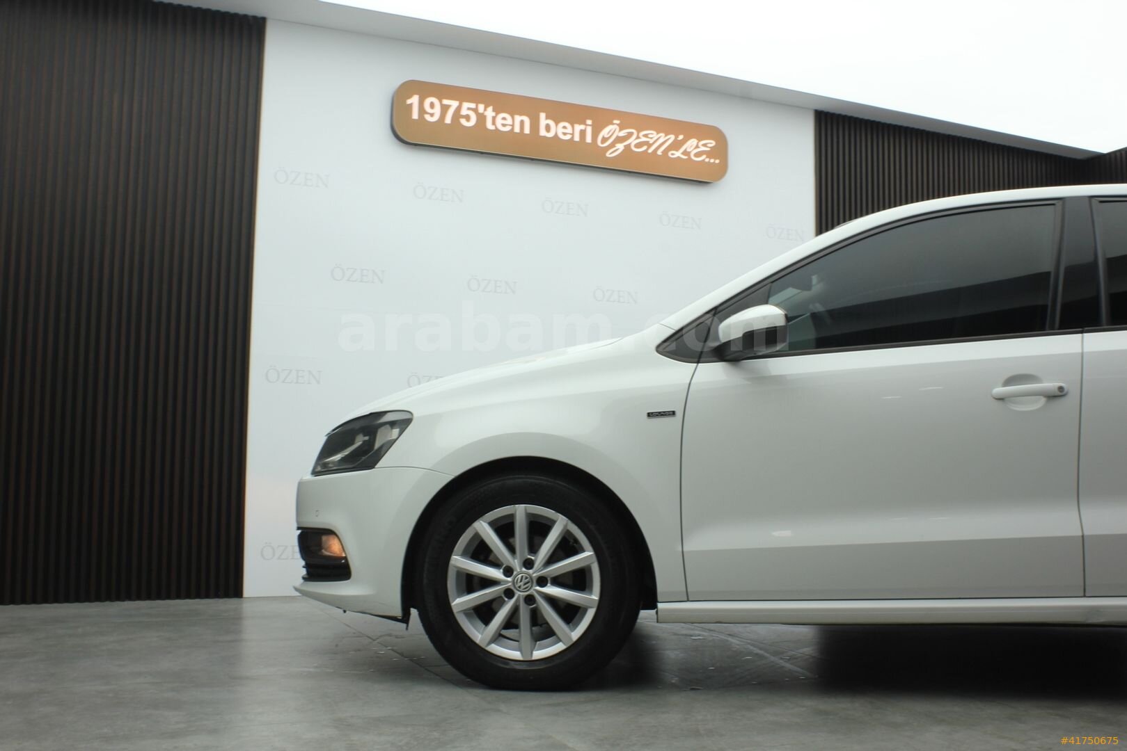 Galeriden Volkswagen Polo 1.2 TSi Lounge 2015 Model Denizli 160.000 km Beyaz 2