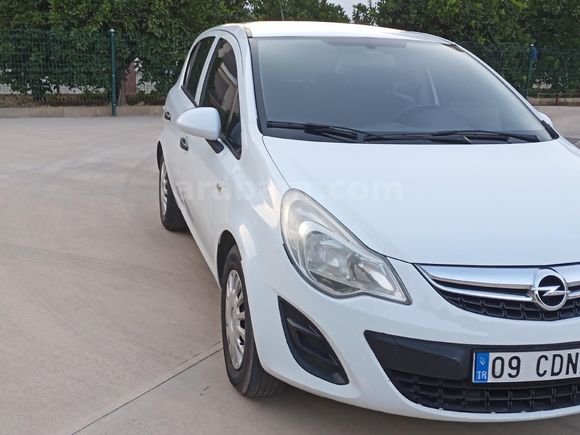  Opel Corsa 1.3 CDTI Essentia 2013 Model 05427606949