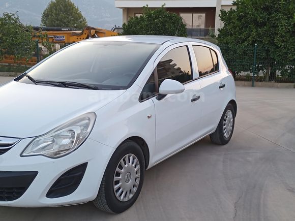  Opel Corsa 1.3 CDTI Essentia 2013 Model 05427606949