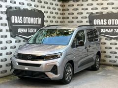 ORASDAN 2026 MODEL OPEL COMBO 0 KM 1.5 D PRO EKRAN YÜKSEL KONSOL