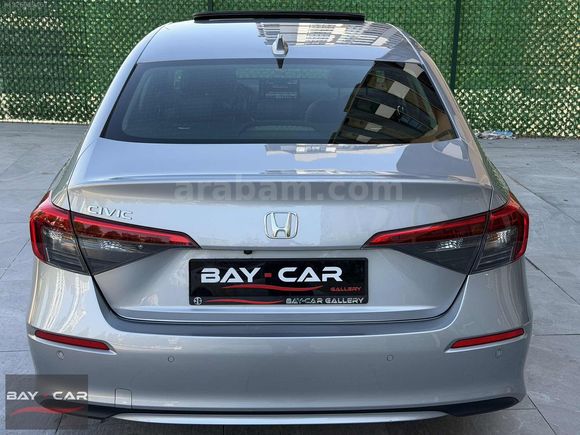 BAY-CAR'dan 2024 CIVIC 1.5 VTEC EXECUTİVE PLUS+BOYASIZ+27.000KM