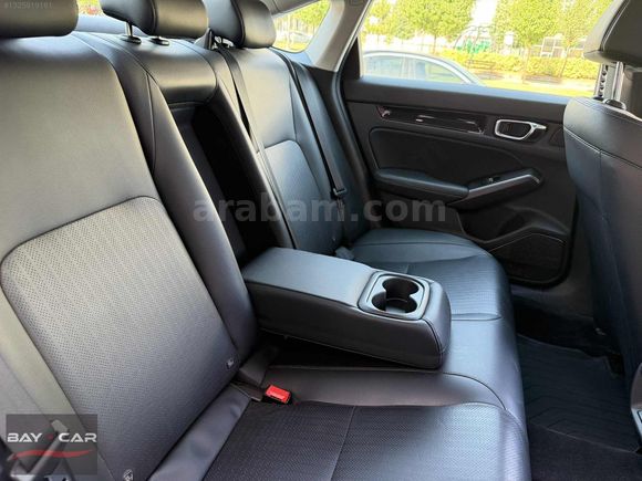 BAY-CAR'dan 2024 CIVIC 1.5 VTEC EXECUTİVE PLUS+BOYASIZ+27.000KM