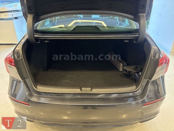 **K.K 12 AY TAKSİT İMKANI** TEKBAŞ MALTEPE'DEN HONDA CİVİC