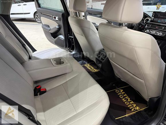 ALTINTAŞ'TAN 2024 CİVİC 1.5 VTEC ECO EXECUTİVE PLUS 28.000 KM