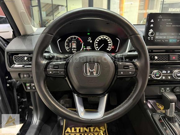 ALTINTAŞ'TAN 2024 CİVİC 1.5 VTEC ECO EXECUTİVE PLUS 28.000 KM