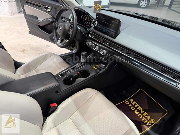 ALTINTAŞ'TAN 2024 CİVİC 1.5 VTEC ECO EXECUTİVE PLUS 28.000 KM
