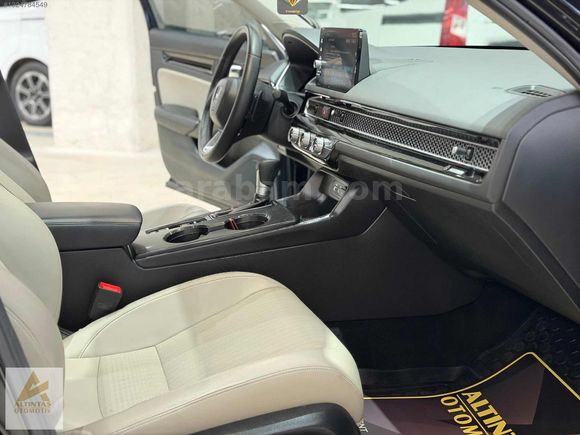 ALTINTAŞ'TAN 2024 CİVİC 1.5 VTEC ECO EXECUTİVE PLUS 28.000 KM