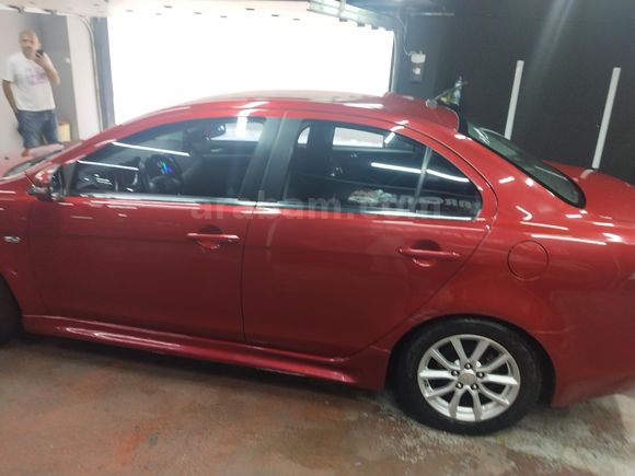 Sahibinden Mitsubishi Lancer 1.6 Invite 2015 Model 146.000 km Kırmızı