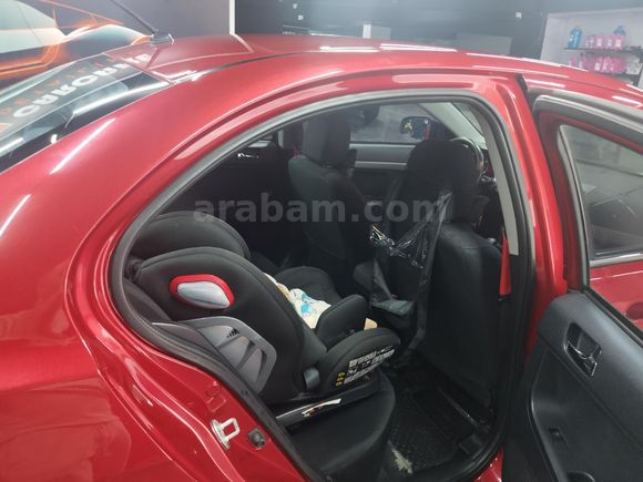 Sahibinden Mitsubishi Lancer 1.6 Invite 2015 Model 146.000 km Kırmızı