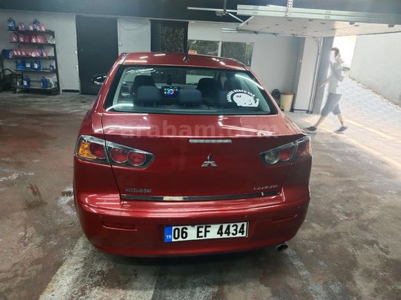 Sahibinden Mitsubishi Lancer 1.6 Invite 2015 Model 146.000 km Kırmızı