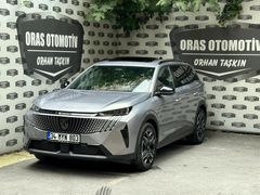 ORASDAN 2025 MODEL PEUGEOT 5008 1.2 HYBRİD 7 KOLTK ALURE BOYASIZ