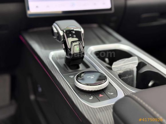 ATLAS MOTORS-2025 JAECOO J7 EVOLVE 4X4 AWD DCT 500.000 3AY 0FAİZ