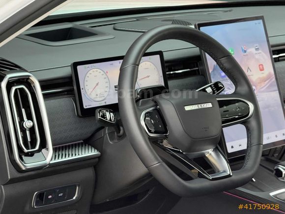 ATLAS MOTORS -2025 JAECOO J7 EVOLVE 4X4 AWD DCT