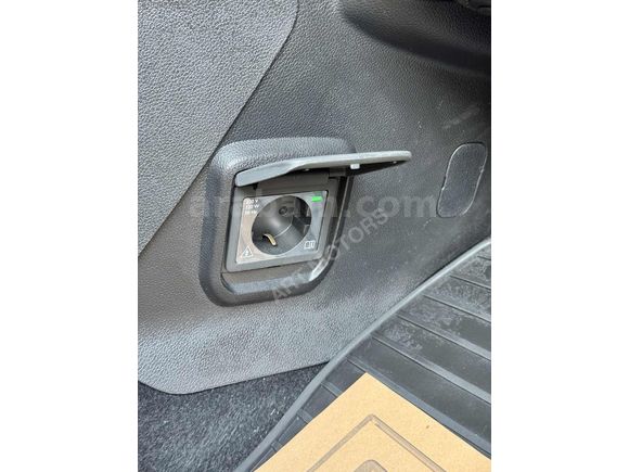ART MOTORS 'DAN OPEL COMBO ULTİMATE CAM TAVANLI HATASIZ BOYASIZ