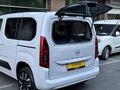 ART MOTORS 'DAN OPEL COMBO ULTİMATE CAM TAVANLI HATASIZ BOYASIZ