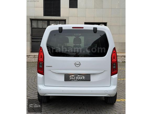 2024 OPEL COMBO 1.5-ULTİMATE-OTOMATK-CAMTAVAN-HATASIZ-44.000KM