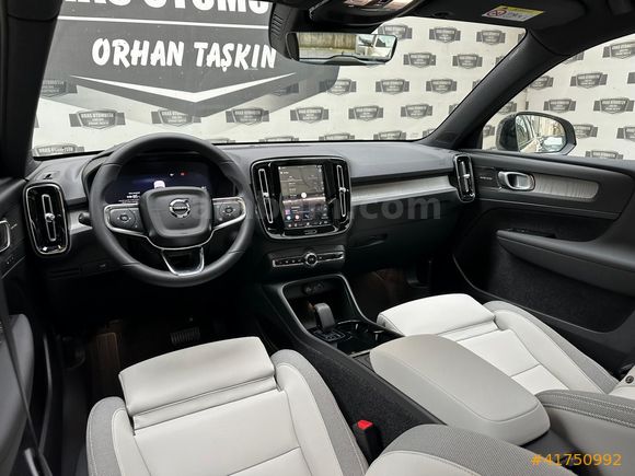 ORASDAN 2025 VOLVO EX40 SİNGLE MOTOR EXTENDED RANGE ULTRA BOYASZ