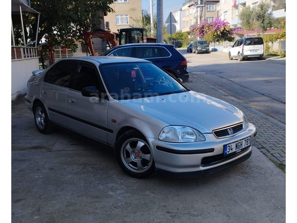 Sahibinden Honda Civic 1.4 i S 1998 Model