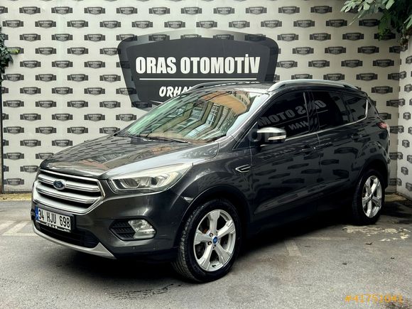 ORAS'DAN 2017 MODEL FORD KUGA TİTANİUM CAM TAVAN MASRAFSIZZ