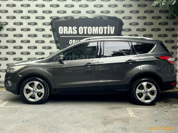 ORAS'DAN 2017 MODEL FORD KUGA TİTANİUM CAM TAVAN MASRAFSIZZ
