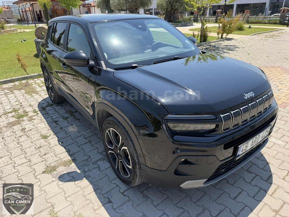 Çimen'den Cam tavan Servis bakımlı Jeep
